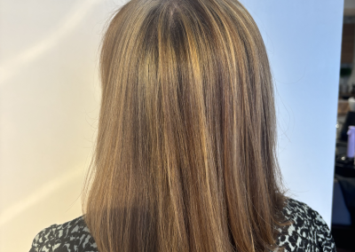 Naisten hiuostenleikkaus Haukipudas.