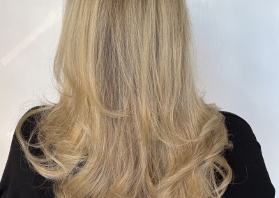 Naisten hiustenkiharrus Haukipudas.